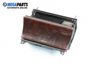 Пепелник за Mercedes-Benz E-Class Sedan (W210) (06.1995 - 08.2003)