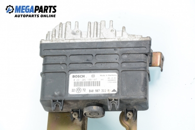 Компютър двигател за Volkswagen Golf III Hatchback (08.1991 - 07.1998) 1.8, 75 к.с., № Bosch 0 261 203 186/187