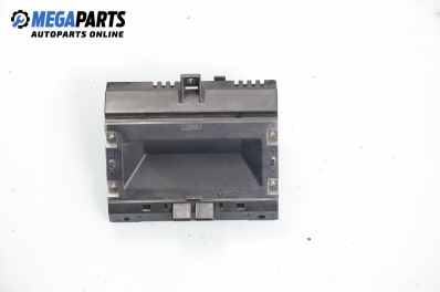 Часовник за Renault Laguna I Hatchback (11.1993 - 08.2002)