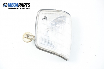 Мигач за Mercedes-Benz 190 Sedan (W201) (10.1982 - 08.1993), позиция: дясна