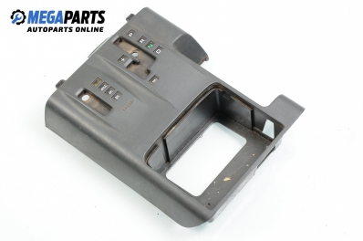 Централна конзола за Mitsubishi Pajero III SUV (01.1999 - 01.2007)