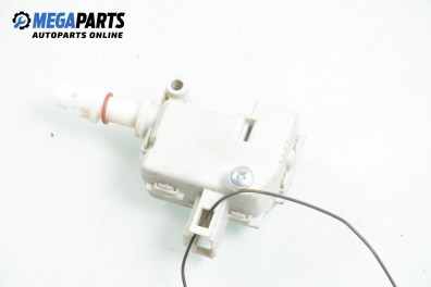 Ключалка за капачката на резервоара за Volkswagen New Beetle Coupe (01.1998 - 09.2010)