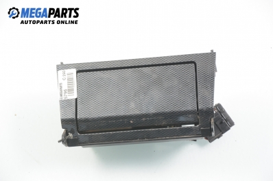 Пепелник за Mercedes-Benz C-Class Sedan (W202) (03.1993 - 05.2000)