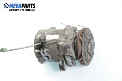 Компресор климатик за Smart City-Coupe 450 (07.1998 - 01.2004) 0.8 CDI (S1CLC1, 450.300, 450.301, 450.302, 450.303...), 41 к.с., № A 160 230 01 11