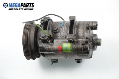 Компресор климатик за Audi A4 Sedan B5 (11.1994 - 09.2001) 1.8 quattro, 125 к.с., № 8D0 260 805D