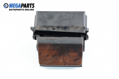 Пепелник за Mercedes-Benz E-Class Sedan (W210) (06.1995 - 08.2003)