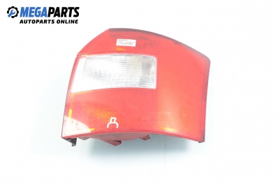 Стоп за Audi A4 Avant B6 (04.2001 - 12.2004), комби, позиция: дясна
