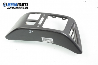 Интериорна пластмаса за Mitsubishi Pajero III SUV (01.1999 - 01.2007), 4+1 вр., позиция: дясна