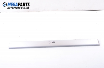 Външни лайсни за Audi A6 Sedan C4 (06.1994 - 10.1997), комби, позиция: предна, лява