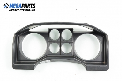 Интериорна пластмаса километраж за Mitsubishi Pajero III SUV (01.1999 - 01.2007), 4+1 вр.