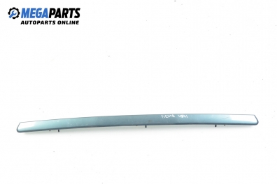 Външни лайсни за Ford Fiesta V Hatchback (11.2001 - 03.2010), хечбек