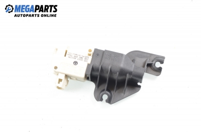 Ключалка за капачката на резервоара за Audi A6 Sedan C6 (05.2004 - 03.2011), седан, № 3B0 959 782A