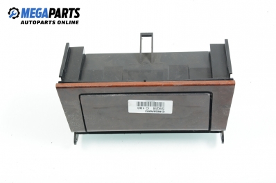 Пепелник за Mercedes-Benz C-Class Sedan (W202) (03.1993 - 05.2000)