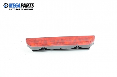 Трети стоп за Audi A8 Sedan I (03.1994 - 12.2002)