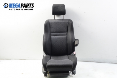 Седалка за Toyota Corolla Verso I (09.2001 - 05.2004), позиция: предна, дясна