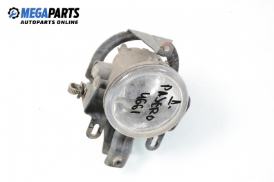 Халоген за Mitsubishi Pajero III SUV (01.1999 - 01.2007), позиция: дясна