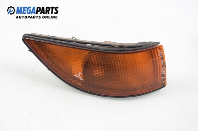 Мигач за Mitsubishi Colt III Hatchback (10.1986 - 05.1992), хечбек, позиция: дясна