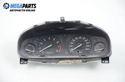 Километраж за Honda Civic VI Aerodeck (04.1998 - 02.2001) 1.4 16V (MB8), 90 к.с.