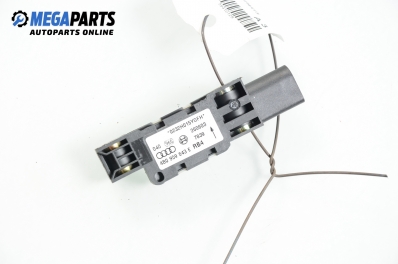 Сензор airbag за Audi A3 Hatchback II (05.2003 - 08.2012), № 4B0 959 643 E