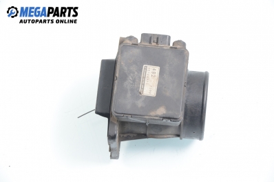 Дебитомер за Mitsubishi Galant VI Estate (09.1996 - 10.2003) 2.5 V6 24V (EA5W), 163 к.с., № E5T08071