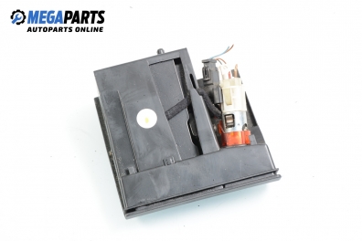 Пепелник за Audi A3 Hatchback I (09.1996 - 05.2003)