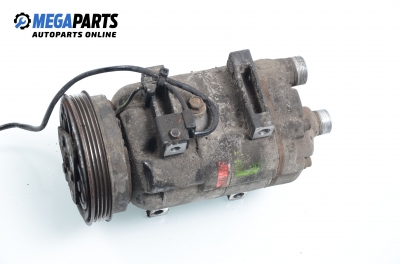 Компресор климатик за Volkswagen Passat Sedan B5 (08.1996 - 12.2001) 1.8, 125 к.с., № 8D0 260 805 D