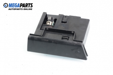 Пепелник за Citroen Xantia Hatchback II (01.1998 - 04.2003)