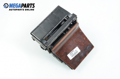 Пепелник за Mercedes-Benz C-Class Sedan (W202) (03.1993 - 05.2000)