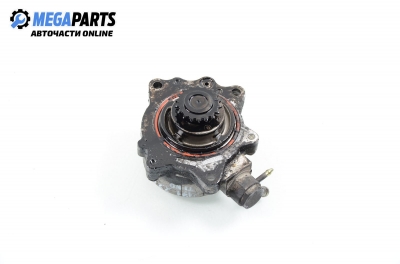 Вакуум помпа за Nissan Almera TINO (12.1998 - 02.2006) 2.2 dCi, 115 к.с.
