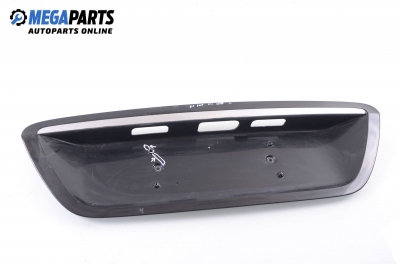 Стойка заден номер за Mercedes-Benz S-Class Sedan (W220) (10.1998 - 08.2005)