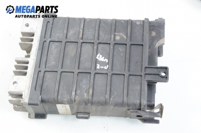 Компютър двигател за Volkswagen Passat Variant B3, B4 (02.1988 - 06.1997) 1.8, 90 к.с., № Bosch 0 261 200 271