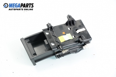 Пепелник за Nissan Primera Traveller III (01.2002 - 06.2007)