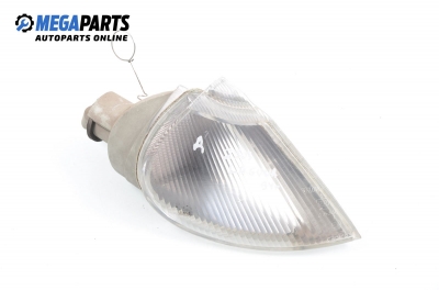 Мигач за Renault Laguna I Hatchback (11.1993 - 08.2002), хечбек, позиция: дясна