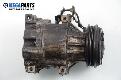 Компресор климатик за Toyota Yaris Hatchback I (01.1999 - 12.2005) 1.0 16V, 68 к.с., № Denso 447220-6063