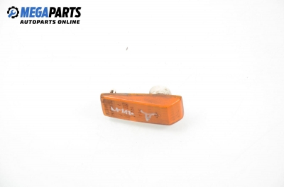 Мигач за Mercedes-Benz 124 Sedan (12.1984 - 06.1993), седан, позиция: дясна