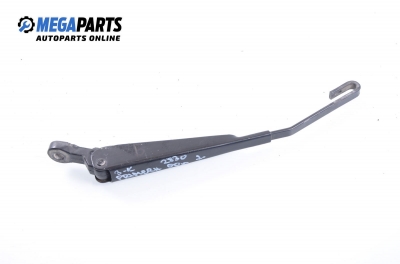 Рамо задна чистачка за Nissan Primera Traveller II (06.1996 - 01.2002)