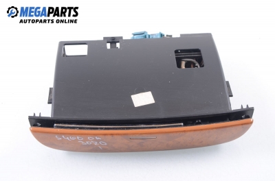 Пепелник за Mercedes-Benz S-Class Sedan (W220) (10.1998 - 08.2005)