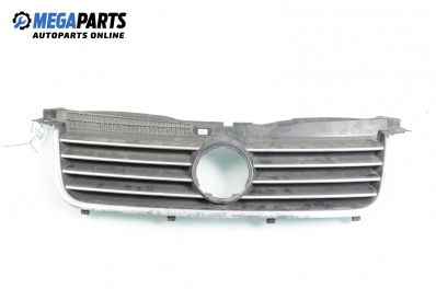 Решетка за Volkswagen Passat Sedan B5.5 (10.2000 - 12.2005), седан