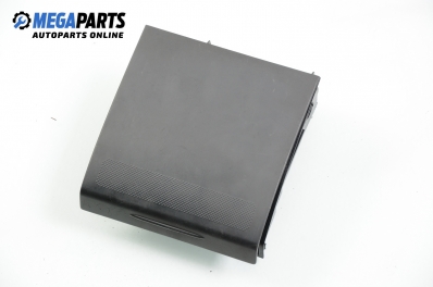 Пепелник за Seat Leon Hatchback I (11.1999 - 06.2006)