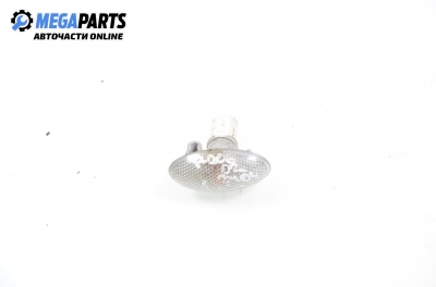 Мигач за Peugeot 206 Hatchback (08.1998 - 12.2012), хечбек