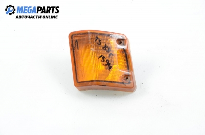 Мигач за Volkswagen Transporter III Bus (05.1979 - 07.1992), позиция: лява