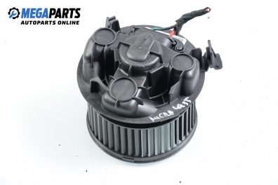 Вентилатор парно за Nissan Micra III Hatchback (01.2003 - 06.2010)