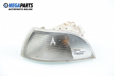 Мигач за Fiat Punto Hatchback (09.1993 - 09.1999), позиция: лява