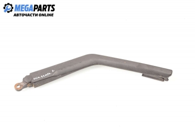 Рамо задна чистачка за Renault Clio I Hatchback (05.1990 - 09.1998), позиция: задна