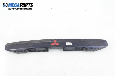 Плафони заден номер за Mitsubishi Space Star Minivan (06.1998 - 12.2004)