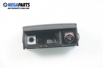 Пепелник за Volkswagen Passat Variant B5.5 (09.2000 - 08.2005)