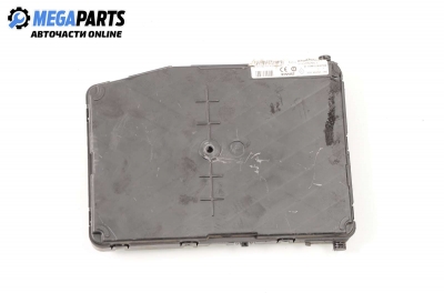 Кутия бушонно табло за Renault Scenic II Minivan (06.2003 - 07.2010) 1.9 dCi (JM0G, JM12, JM1G, JM2C), 120 к.с.