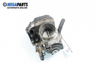 Дроселова клапа за Audi A3 Hatchback I (09.1996 - 05.2003) 1.6, 101 к.с.