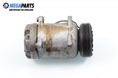 Компресор климатик за Audi A3 Hatchback I (09.1996 - 05.2003) 1.8 T quattro, 150 к.с., № 1J0 820 803 G