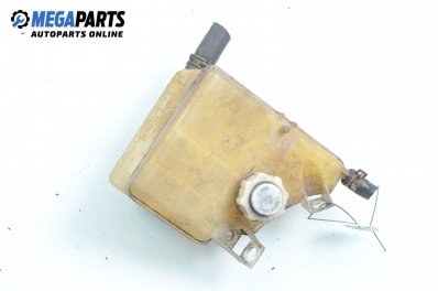 Казанче за антифриз за Renault Laguna I Hatchback (11.1993 - 08.2002) 2.0, 114 к.с.